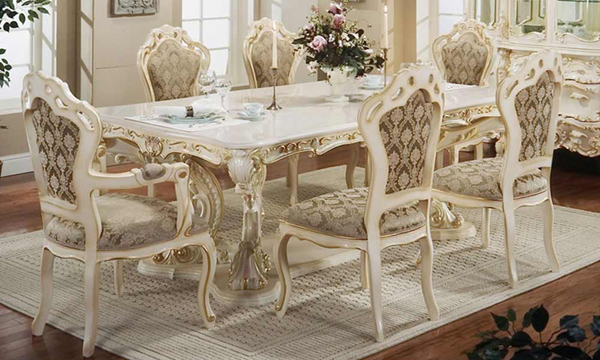 Kursi Makan Ukiran Elegan