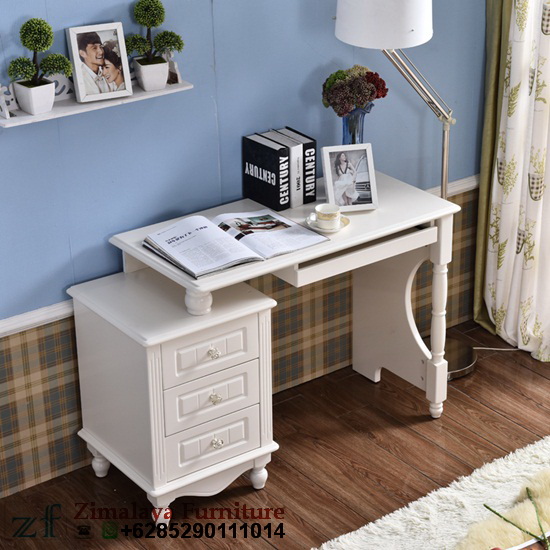 Meja Komputer Warna Putih