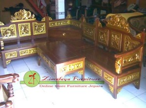 Kursi Sudut Minimalis Emas