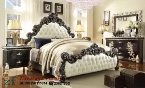 Set Tempat Tidur Antik Mewah