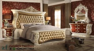 Set Tempat Tidur Ukir Warna Emas