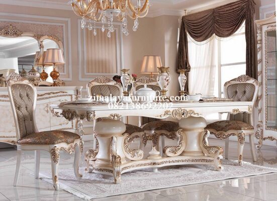 Meja Makan Ukir Eropa Classic