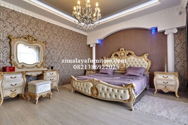 Set Tempat Tidur Ukir Klasik Mewah