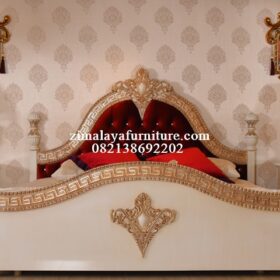 Tempat Tidur Kayu Ukir Model Barcelona